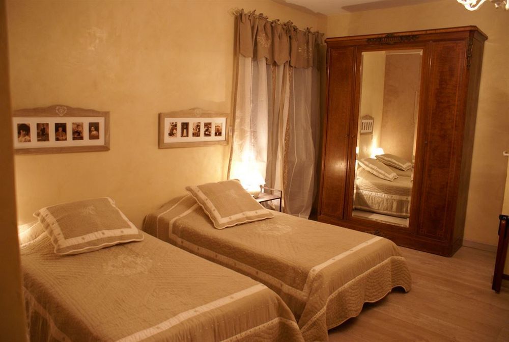 Le Crillon Hotel Murs  ภายนอก รูปภาพ